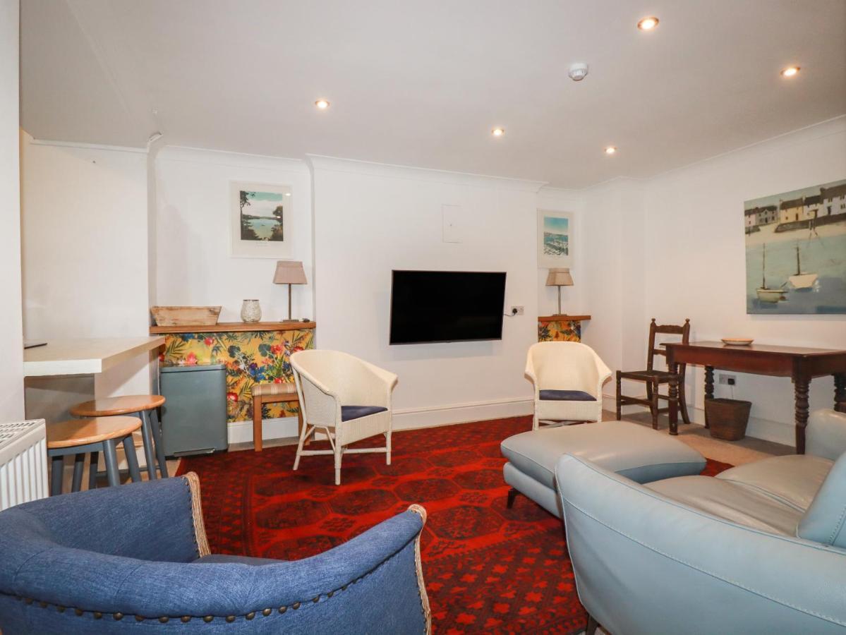 Melvill Lower Deck Falmouth Exterior foto